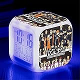 Anime Haikyuu Digital Kinderwecker mit 7 Farbe Licht,Ohne Ticken Wake Up Alarm Clock USB Mini Laut Alarm für Jungen mädchen Kinder,C