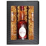 Geschenkset: Pays d'Auge Calvados Père Magloire VSOP (0,7 l) mit zwei original Leonardo Calvados G