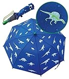 HECKBO Dino Magic Kinder Jungen Regenschirm – wechselt bei Regen die Farbe – Faltregenschirm: passt in jeden Schulranzen – mit Reflektorstreifen an allen Seiten – Holzgriff, Schutzkappen & Schutzhü