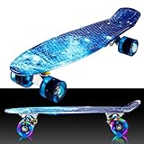 55cm/22 Mini Cruiser Board Retro Skateboard Komplettboard mit Leuchtrollen für Jugendliche Kinder und Erwachsene (Farbe 31)