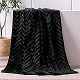 Yebeda Kuscheldecke mit Chevron Muster 130 x 150 cm Schwarz Warme Fleecedecke /Wohndecke /Sofadecke - Superweiche, Kuschelige & Angenehme Mikrofaser Flanell-Decke, für Jede Jahreszeit Geeig