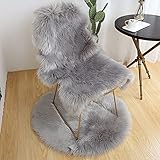 Kunstfell Shaggy Flauschig Teppich Faux Lammfell Schaffell Teppich Hochflor Wolle Carpet Modern Fellteppich Deko Fell Teppiche Grau 60 x 90cm für Kinderzimmer Wohnzimmer Stuhl Couch R