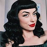 Rockabilly Vintage-Perücke, „Audrey Hepburn“-Stil, Perücke mit kurzem Pony Perücke, gewellt für Damen (schwarz), mit Perückenkapp