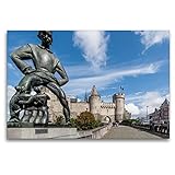CALVENDO Premium Textil-Leinwand 120 x 80 cm Quer-Format Der „Lange Wapper“ von Alber Poels vor dem Schloss „Het Steen“ in Antwerpen, Leinwanddruck von Ingo G