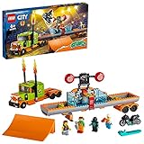 LEGO 60294 City Stuntz Stuntshow-Truck-Set, Spielzeug-Set mit LKW, schwungradbetriebenem Motorrad und Tauchbecken, Rennfahrer- und Clown-Minifig