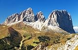 Leinwand-Bild 50 x 30 cm: View of Sella Joch Pass and mounts Langkofel, Plattkofel, Sassopiatto, Sassolungo, South Tirol, Dolomites Mountains, Italy, Bild auf Leinw