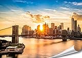 XXL Poster New York Skyline Brooklyn Bridge 140cm x 100cm HD XXL Bild Wand-bild | Fotoposter Manhattan bei Sonnenuntergang downtown east river USA Deko |