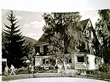 Gasthof Eyachbrücke. Höfen / Enz b. Wildbad. Bes. Otto Kieser. Alte AK s/w. gel.1965. Gebäudeansicht, Terrasse mit Besuchern, Straßenp