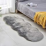 Ewolee Teppich, Faux Lammfell Schaffell Teppich Als Faux Bett-Vorleger oder Matte für Stuhl Sofa (60 X180 cm, Grau)