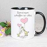 Geschenke-Macher Gemeinsam schaffen wir alles Giraffen - Tasse (Schwarz)