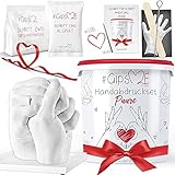 GipsME 3D Handabdruck Set für Paare, Hochwertiges Gipsabdruckset Hände Inklusive Alginat als Jahrestag Geschenk für Sie und Ihn, Pärchen und Partner Geschenke Inklusive Holz-Sock