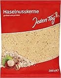 Jeden Tag Haselnusskerne gemahlen, 200 g