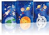 KAIRNE 3er Set Bilder Kinderzimmer mit Rahmen,Planeten Wandbild,Weltraum Bild für Junge Schlafzimmer,Astronaut Rakete Kinderposter Wanddeko für Babyzimmer Wohnzimmer Geschenk Dekor,30×40CM,H