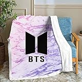 Amacigana BTS Bett Decken, Cartoon Anime Fleece Fleecedecken for Erwachsene Kinder, 100% Mikrofaser, for Bettcouch und Sofa (BTS,130cm×150cm)