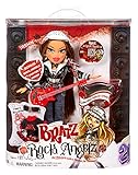 Bratz 577799EUC Rock Angelz 20 Yearz Special Edition Modepuppe-Yasmin-Inklusive Gitarre, Outfits, Accessoires, Poster, & Mehr-Neuauflage von 2001-Für Sammler & Kinder ab 7 J