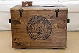 Uncle Joe´s Truhe Sewing Couchtisch Truhentisch im Vintage Shabby chic Style aus Massiv-Holz in braun mit Stauraum und Deckel Holzkiste Beistelltisch Landhaus Wohnzimmertisch Holztisch nussb