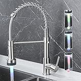 Vketo Wasserhahn Küche LED Armatur Küchenarmatur mit Brause 360° Schwenkbar Mischbatterie Spültischarmatur Spiralfederarmatur Gebürsteter Nick