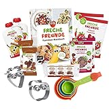 Freche Freunde Backspaß Paket: Freche Freunde Familien-Backbuch (40 leckere Rezepte) inkl. 5-teiliges Messbecher-Set, Ausstechformen & Freche Freunde Kinder-Snack