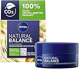 NIVEA Natural Balance regenerierende Nachtpflege (50 ml), Feuchtigkeitsscreme mit Bio Arganöl, Jojoba- und Mandelöl, pflegende Nachtcreme für jeden Hauttyp