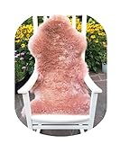 Premium Schaffell rosa (rosé, alt-rosa) von LANABEST. Wunderschönes Dekofell. Besonders zart, weich und kuschelig. Absolut geruchsarm. Geschenkqualität, fabrikfrisch. Echtes Lammfell 90-100