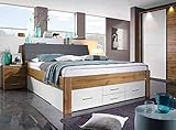 lifestyle4living Funktionsbett in Wotan Eiche-Dekor und Weiß 180x200 cm, Doppelbett mit Stauraum, Kopfteil und Schub