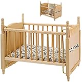 alles-meine.de GmbH Miniatur - Holz - Kinderbett / Bett - Babybett - inkl. Name - Maßstab 1:12 - Puppenstube / Puppenhaus - Gitterbett - Puppenbett - Puppe - Kinderb