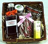 Geschenk für Frauen - Rosen Bouquet mit Rosen-Balsam-Essig, Rosensalz, Rosen-Marmelade, Schokolade mit Rosenblüten und Rosenextrakt | gut als Muttertagsgeschenk Set, Geschenkkorb Frau, Geschenk Hochzeitstag, Geburtstagsgeschenk Freundin, Frau, romantisches Geschenk, Geschenke für Freundin, Geschenk für Frauen, Frau, Tante, beste Freundin, Geschenk Set Frauen,