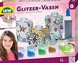 Lena 42693 Bastelset Glitzer-Vasen, Komplettset mit 3 kleinen Flacons aus Kunststoff, 6 glitzernden Farben, Malpinsel, Konturenpaste und Deko Steine, Glasmalerei Set für Kinder ab 8 J