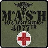 MASH 4077th US Army Medic Abzeichen - Army Medical Command Militär Aufnäher, Sanitäter Army Morale Patch Bestickt zum aufnähen DIY Applikation für Jacke/Weste/Uniform 90x90