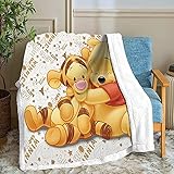Amacigana Winnie The Pooh Decken, Cartoon Anime Fleece Fleecedecken for Erwachsene Kinder, 100% Mikrofaser, for Bettcouch und Sofa (Winnie,130cm×150cm)