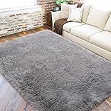 bedee Faux Lammfell Teppich Shaggy Kunstfell Schaffell 180x80cm Lammfellimitat Teppiche Longhair Fell, Universal f¨¹r Wohnzimmer Schlafzimmer Kinderzimmer Esszimmer Auto Bettvorleger Sofa Matte (Grau)
