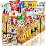 Süssigkeiten Box mit DDR Waren – Rotkäppchen Sekt Piccolo, Pfeffi Stangen, Mintkissen Viba uvm. +++ Ostprodukt DDR Box als Geschenkkorb mit DDR Spezialitäten Ostpakete DDR Waren DDR Geschenke für Männer DDR Produkte Präsentkorb DDR Süßigkeiten-Box Geschenke Mutter und Geschenke V